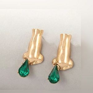 Nwot Gold Nose Earring Studs